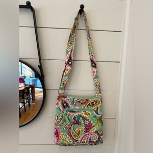 Vera Bradley cross body bag.